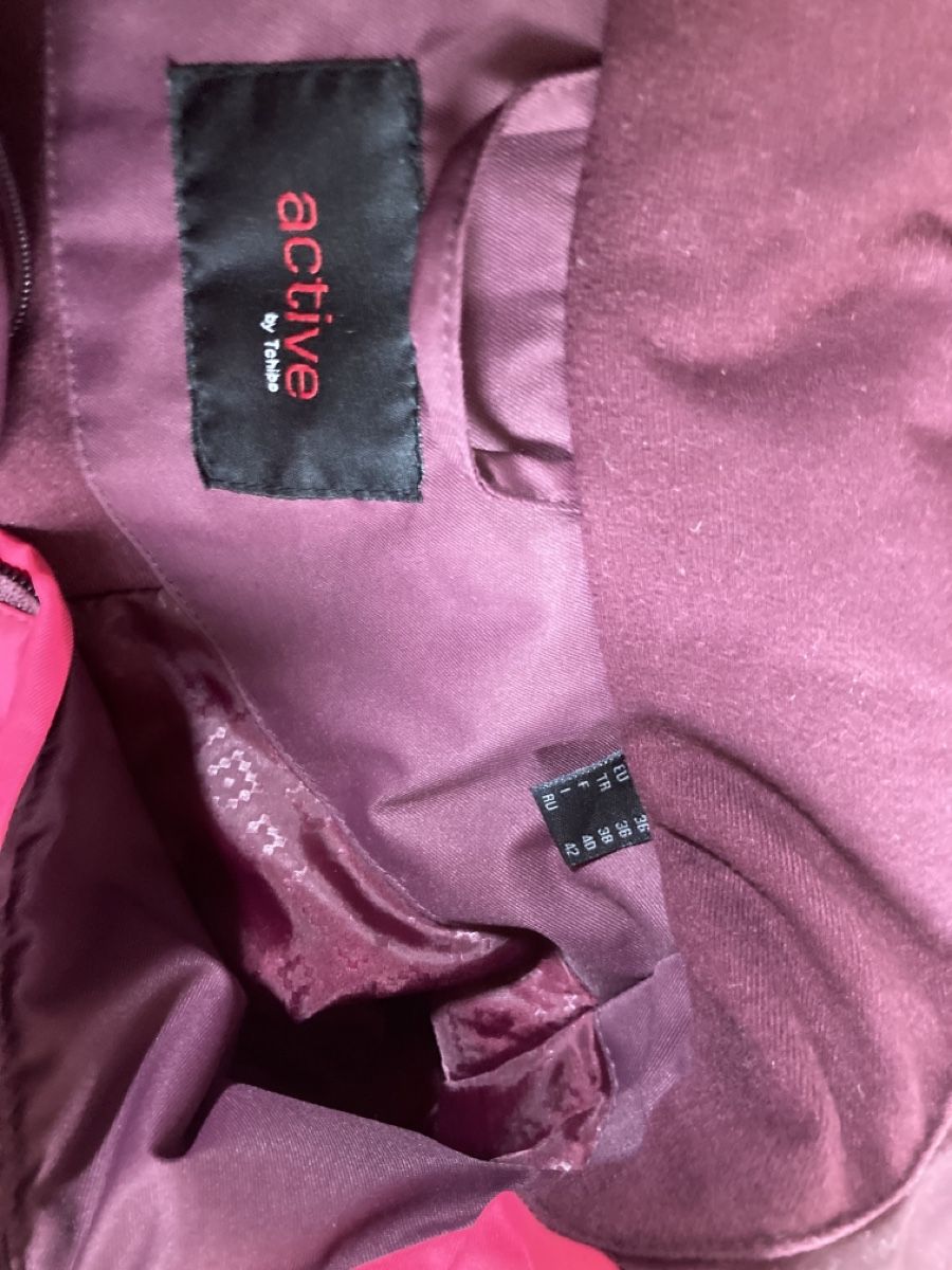 Tchibo Giacche: Tchibo Winterjacke und Skijacke pink – Usato da Zürich venduto da imelisa 5