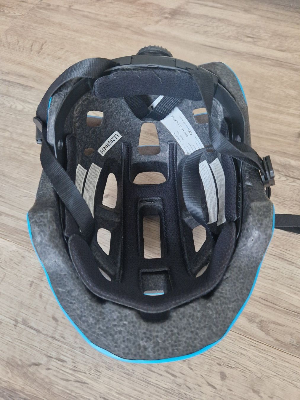 Caschi: Velohelm LEOPARD, Grösse 48-52 cm – Usato da Boswil venduto da yvonne74 2