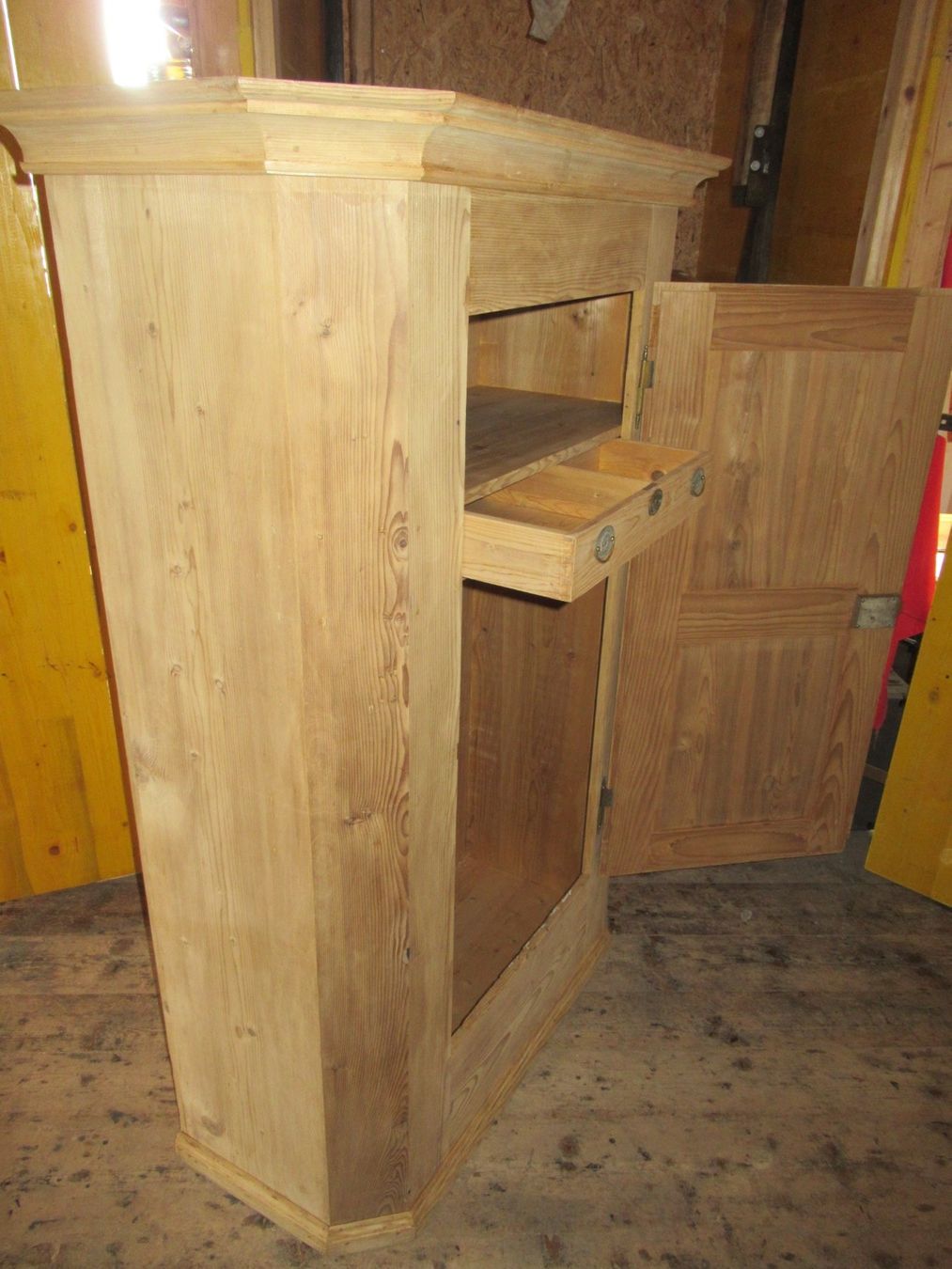 Armadi: Biedermeier Schrank (178) – Usato da Berg SG venduto da Pizza58 2
