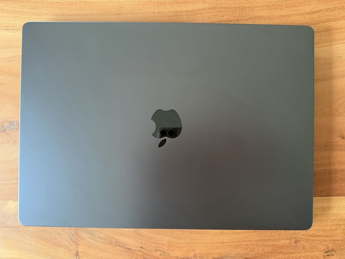 Apple Notebook: MacBook Pro 16" Space Grau (2023) - Top! – Usato da Zollikon venduto da jan_5cmp 4
