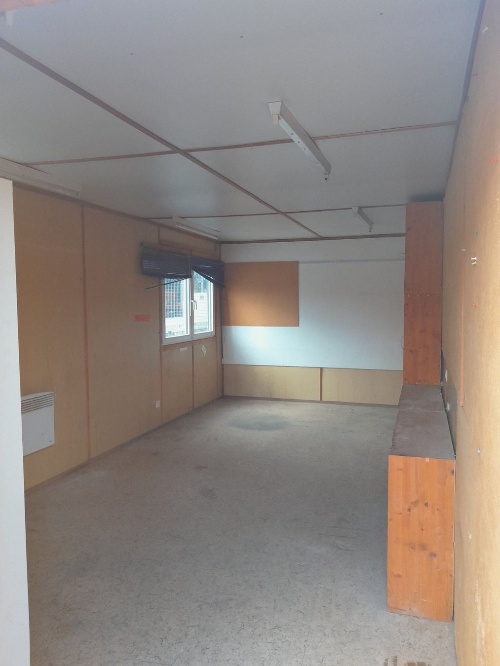 Contenitori edile: Bürocontainer 7.00m x 3.30m – Usato da Regensdorf venduto da MAGZH 3