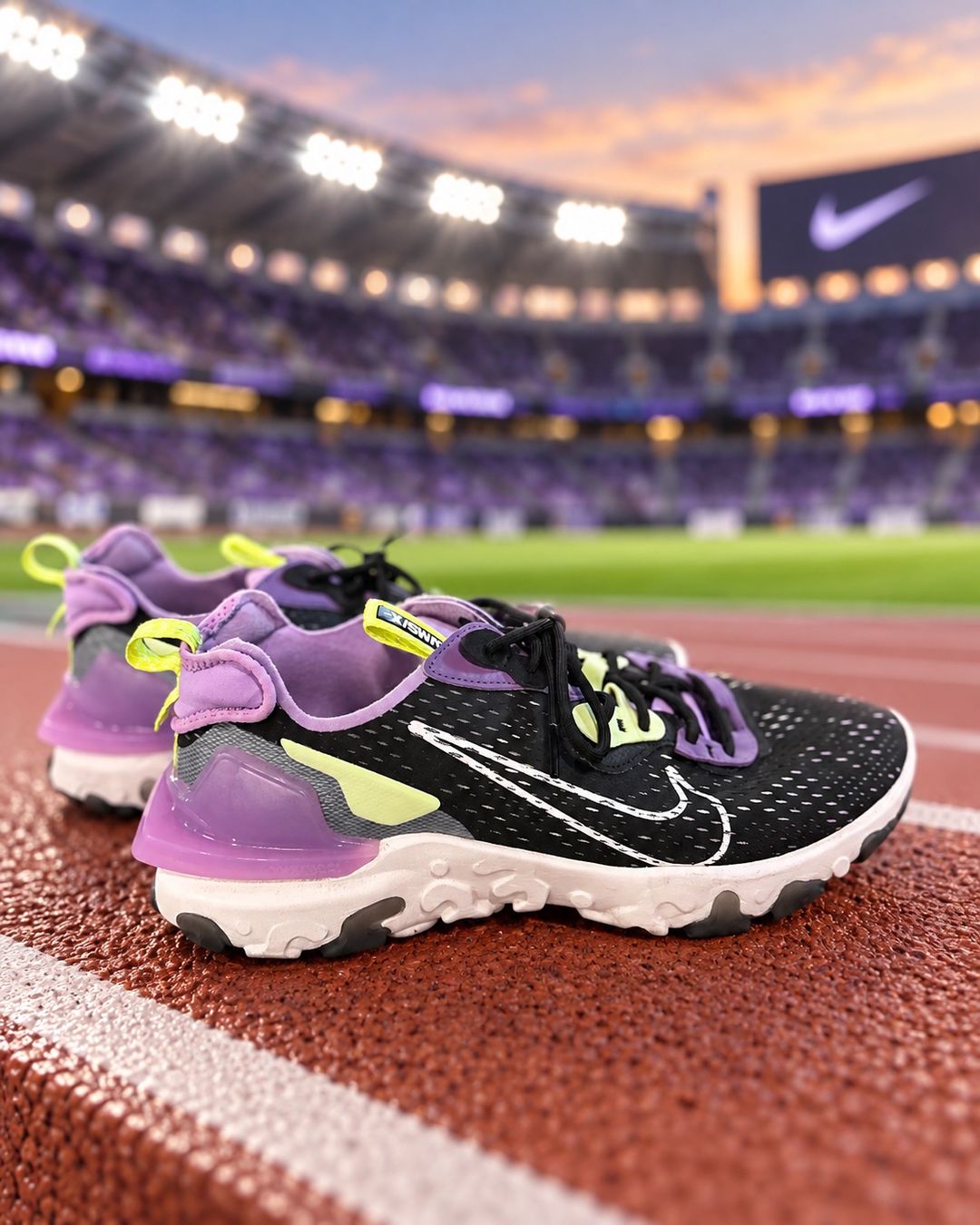 Nike Scarpe da uomo: Nike Dimsix Grösse 45.5 – Usato da Reinach AG venduto da VaultEleven