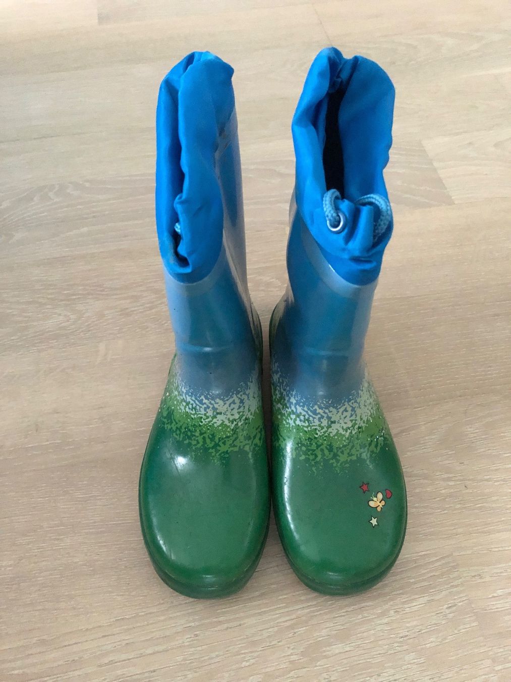 Scarpe per ragazzi: Gummistiefel von Giesswein  - Grösse 31 – Usato da Thalwil venduto da holoarte