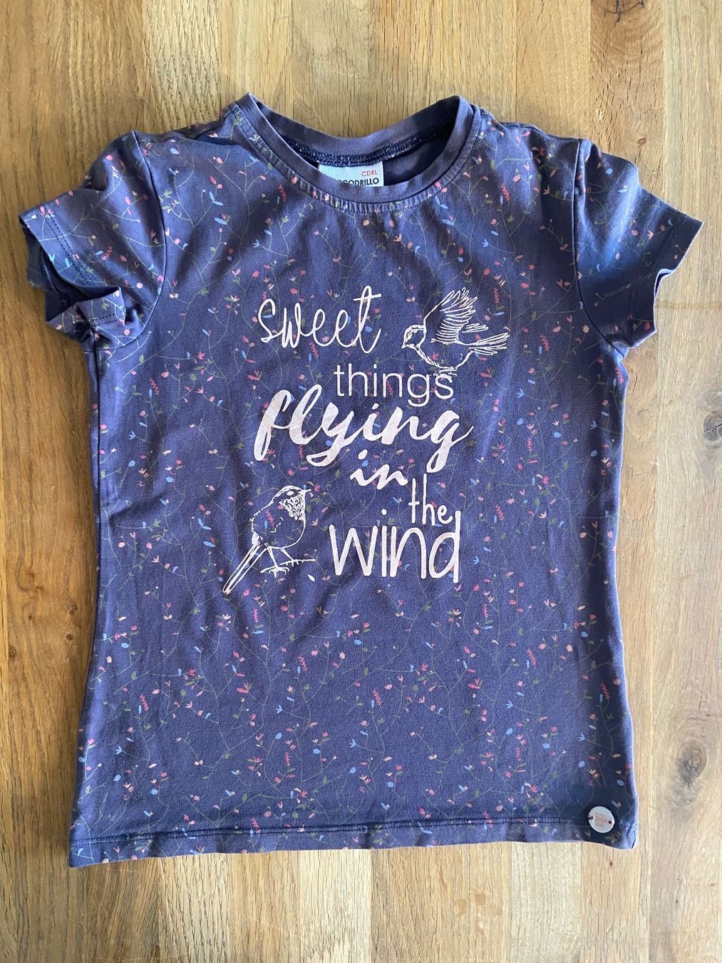 Camicette, T-shirt & Top: Mädchen-Top VÖGELI, 122cm, Baumwolle – Usato da Bassersdorf venduto da jgo_9mfk