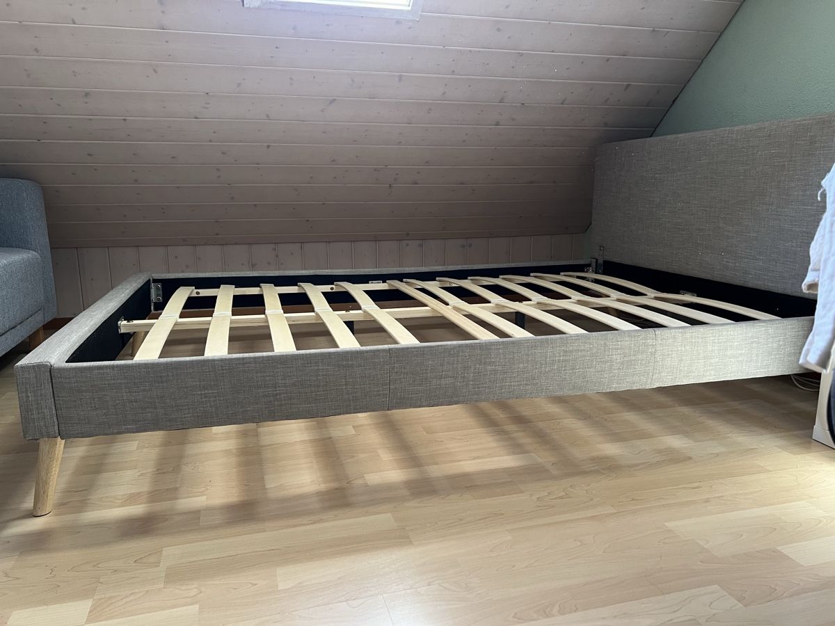 Letti: Bett (mit Matratze falls gewünscht) – Nuovo (secondo la descrizione) da Thun venduto da rac_b85w 1