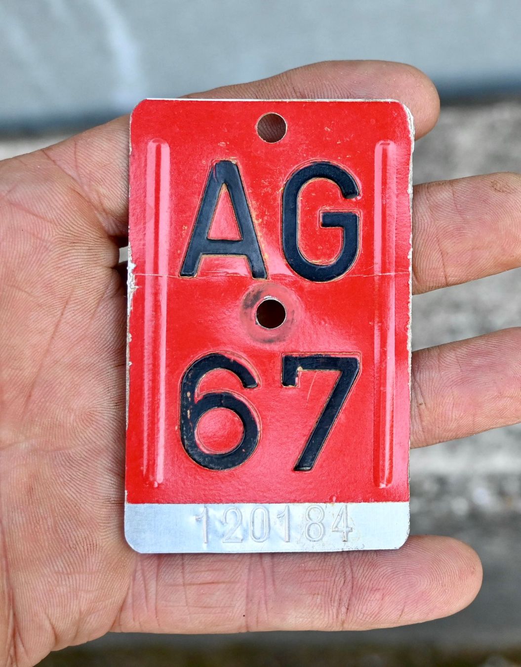 Schilder: Velonummer AG von 1967 - Aargau - AG 67 – Gebraucht aus Pfaffhausen von mono_rec 4