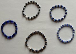 Handgemachte Armbänder 5 Stck. verschiedene Designs