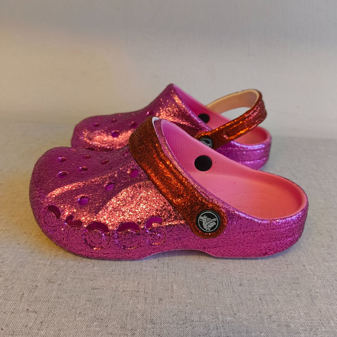 Crocs Scarpe per ragazze: Crocs, Grösse J2, 33/34 – Nuovo e nell'imballaggio originale da Uitikon Waldegg venduto da PJLS1 2