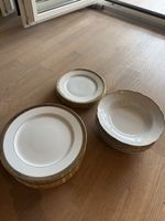 Tellerset Porzellan - weiss und gold