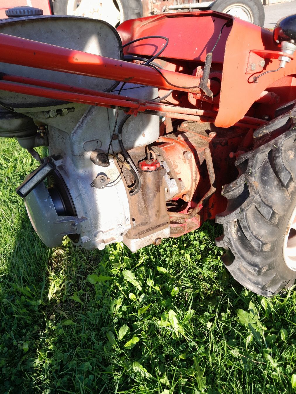Bucher Tutte le macchine: Bucher Motormäher  – Usato da Schangnau venduto da roesti71 2