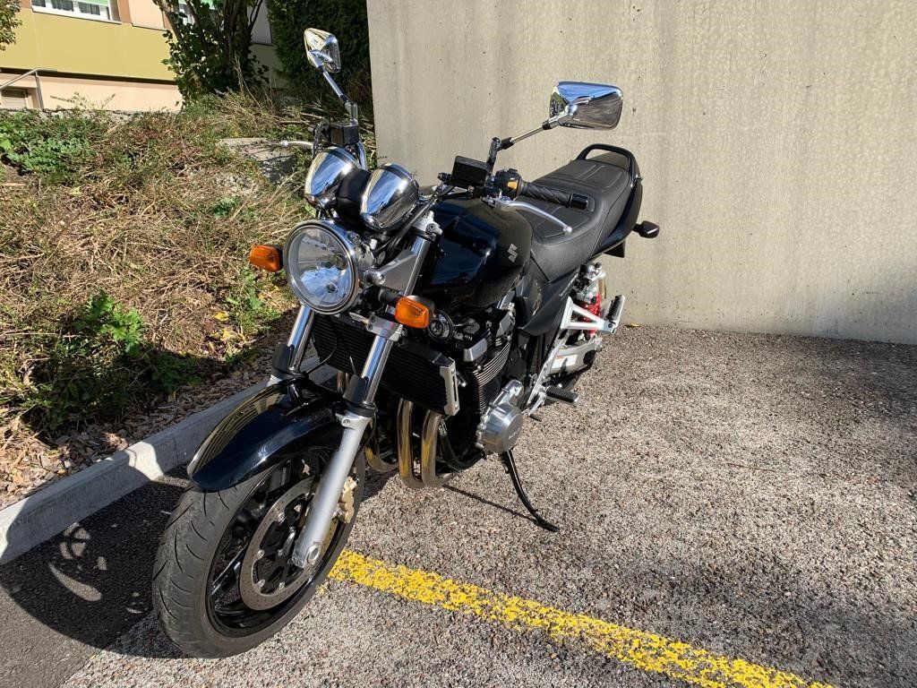 Suzuki Strada: Moto Suzuki 1400 GSX – Usato da La Chaux-de-fonds venduto da ccjp 2