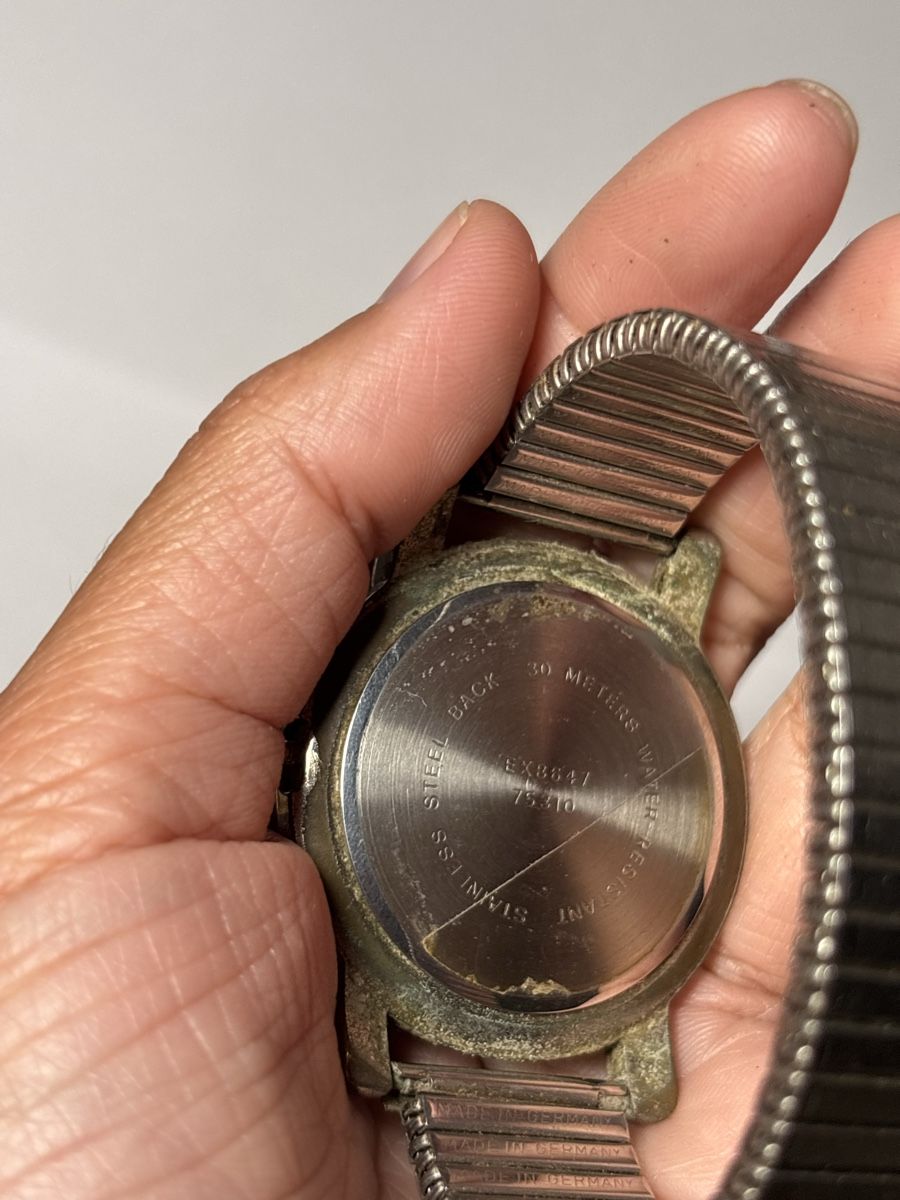 Orologi: Vintage Watch – Difettoso da Confignon venduto da Second_Hand_Ch 3