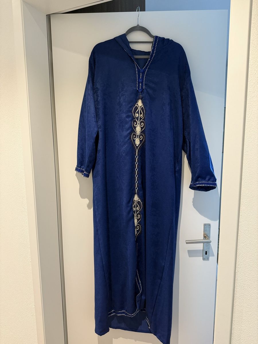 Vestiti: Djellaba blau Std Grösse Neu – Nuovo (secondo la descrizione) da Dübendorf venduto da cel_5zgz