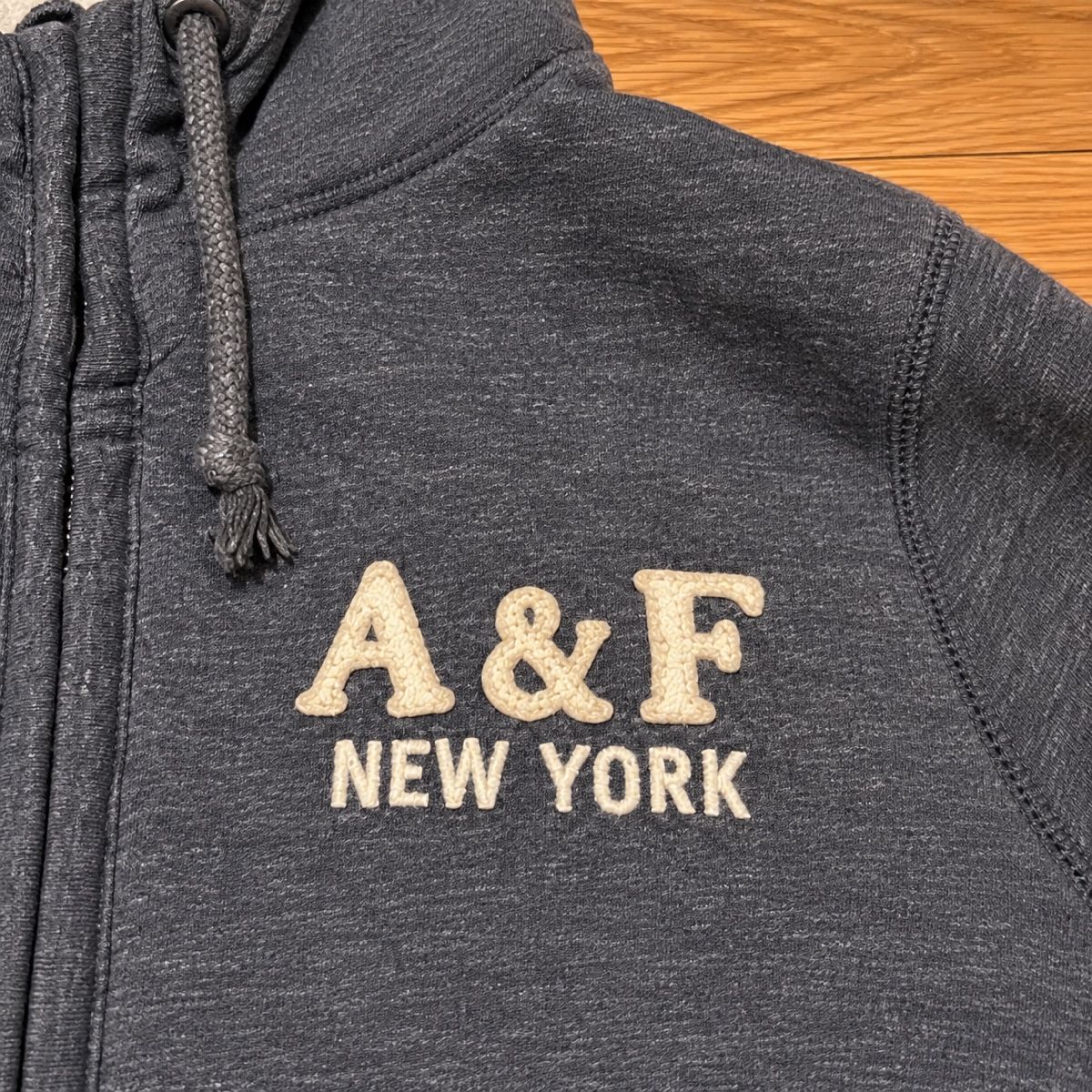 Abercrombie Pullover & Sweatshirts: A&F Pullover M – Gebraucht aus Bassersdorf von lev_75cn 1