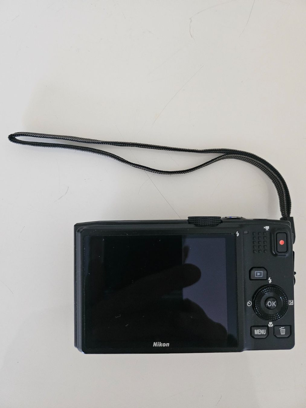 Nikon Fotocamera: Nikon Coolpix S 8200  -  Comme neuf – Usato da Meyrin venduto da nade07 1