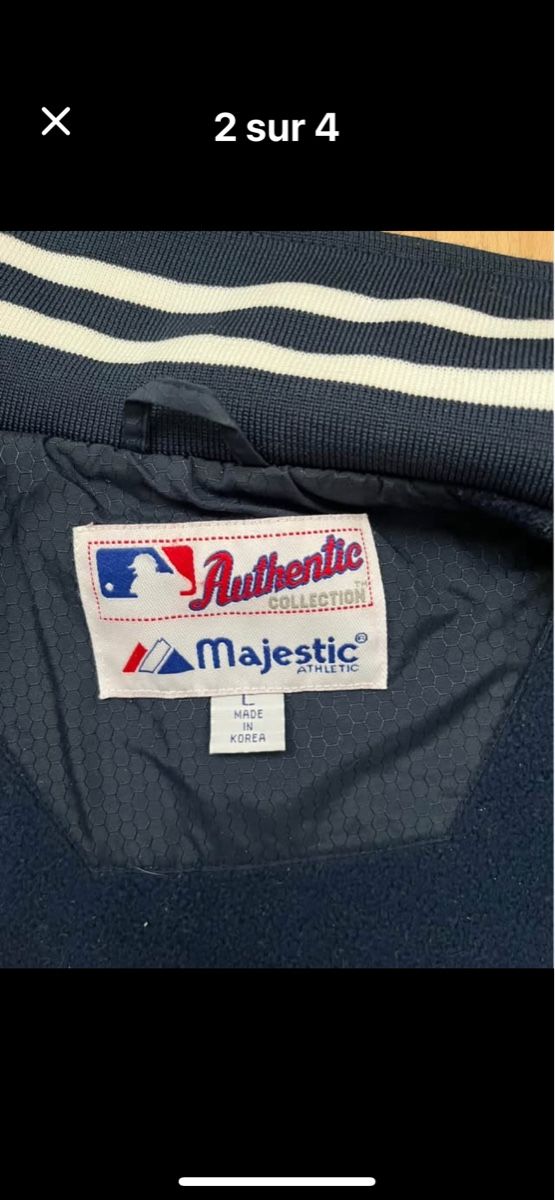 Giacche: Veste Yankees Majestic bleu – Usato da Boudry venduto da Askaone 1