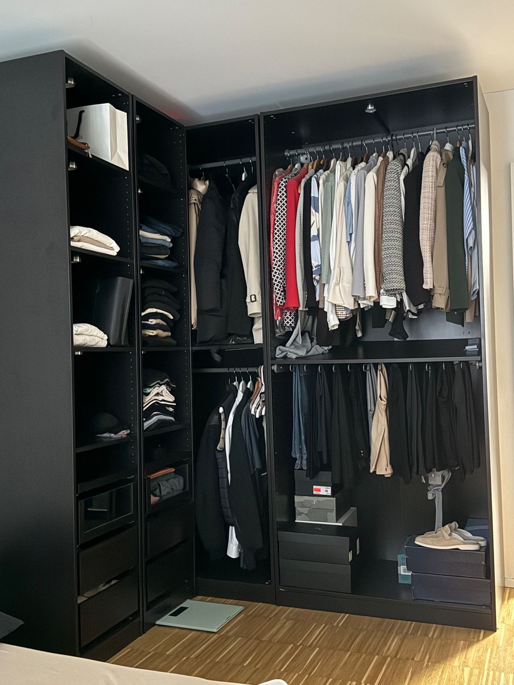 Ikea Armadi: Ikea PAX Kleiderschrank ab 1.- – Usato da Zürich venduto da pri_2qnz