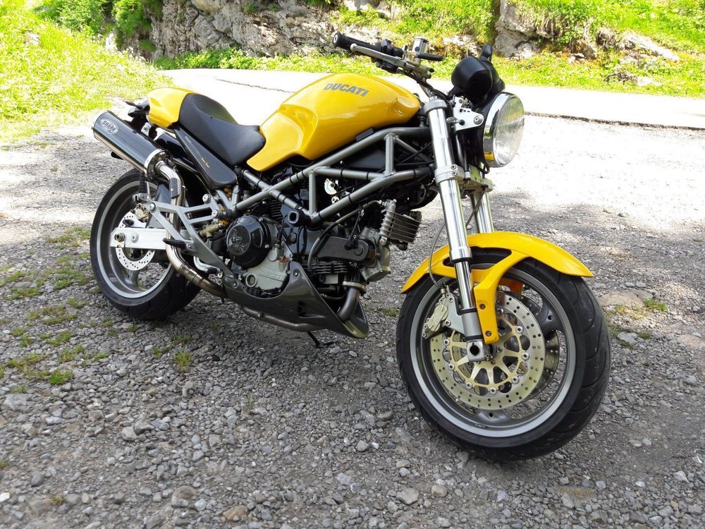 Ducati 2024 monster m1000