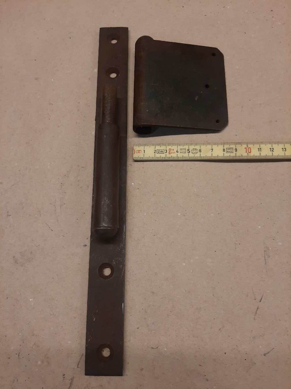 Porte: Altes Scharnier aus Eisen, 32 cm – Usato da Mels venduto da Melzi 2