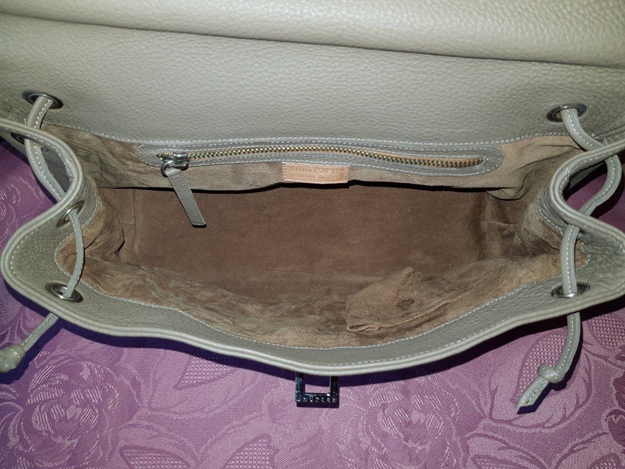 Borse da donna: Unützer Leder Handtasche – Usato da Basel venduto da chien008 7