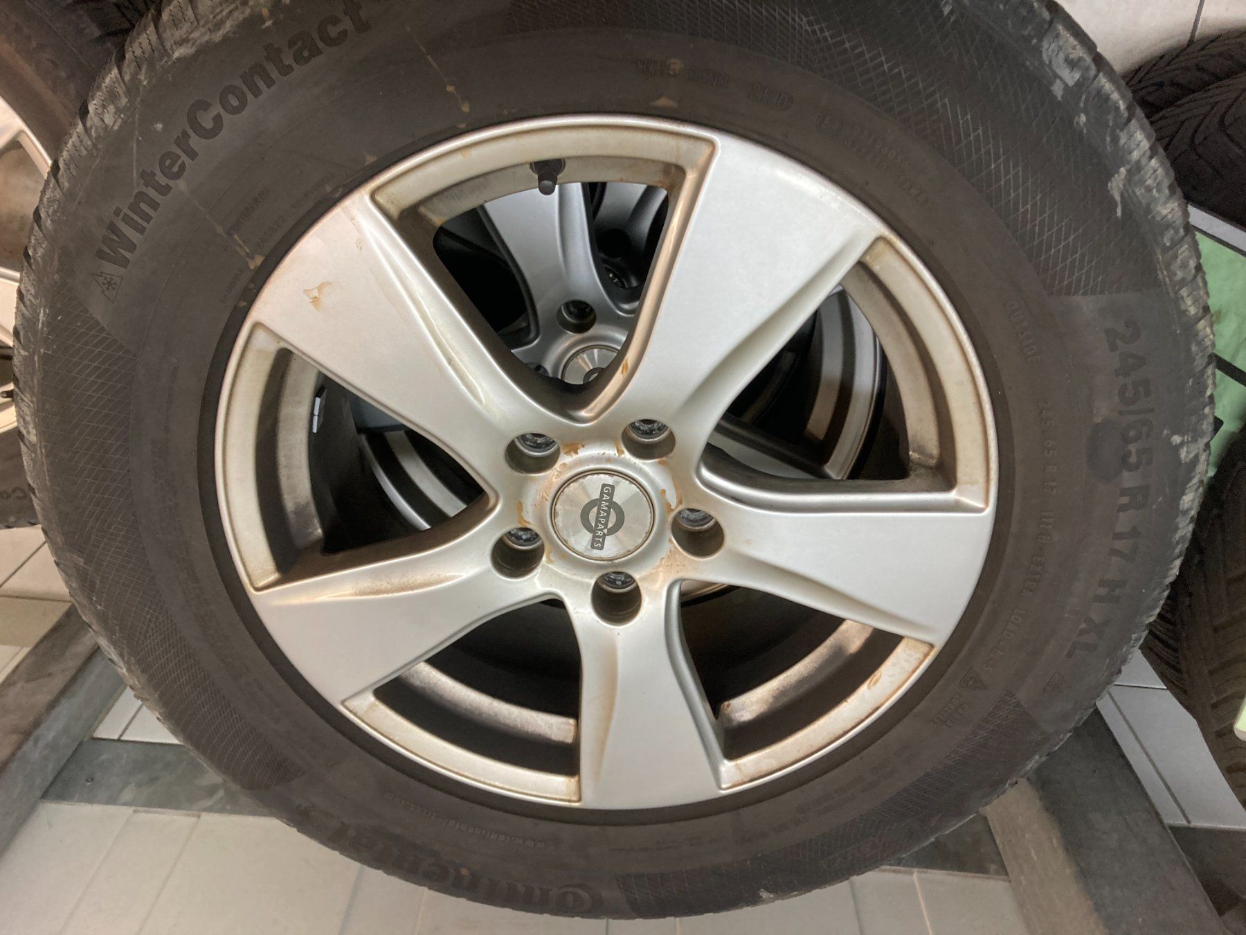Pneumatici & Ruote complete: VW Amarok Winterräder 245/65R17 – Usato da Cham venduto da WB2223 3