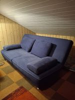 Blaues Bettsofa 