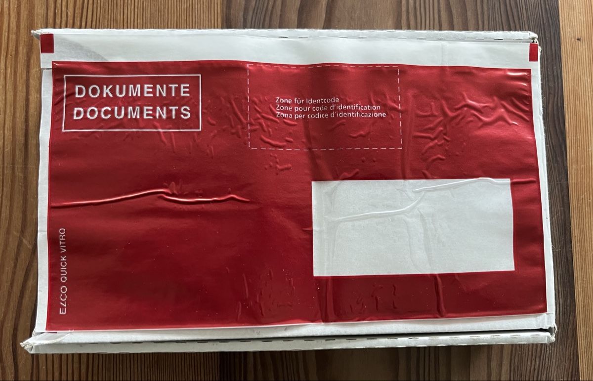 Buste & buste per spedizione: ELCO Quick Vitro Dokumententaschen rot, C6/5  – Nuovo e nell'imballaggio originale da St. Moritz venduto da Oberengadin 2