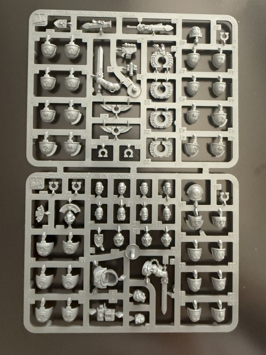 Modellbausätze & Standmodelle: Ultramarines Upgrade Transfer Sheet space marine Warhammer  – Neu und originalverpackt aus Zürich von fed_5zp9