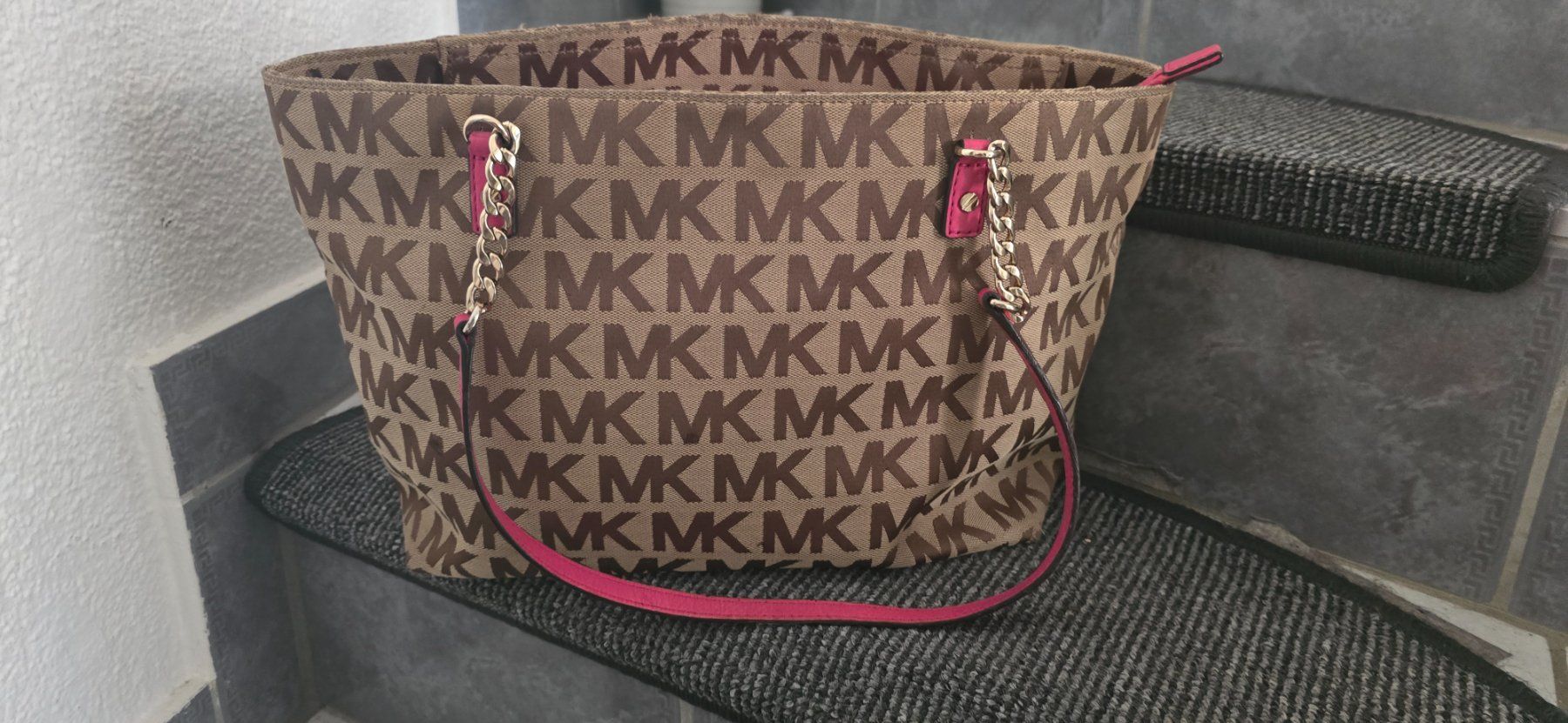 Michael Kors Taschen für Damen: Michael kors bag – Gebraucht aus Oberglatt ZH von ros_w89m