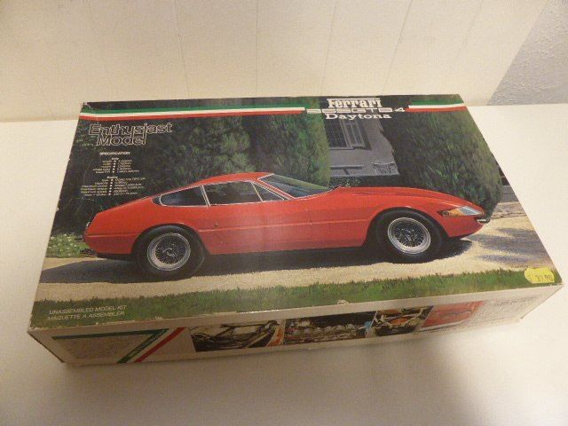 Kit Maquette Ferrari 365 GTB/4 Daytona - Fujimi 1/24 - Enthusiast Model - Occasion