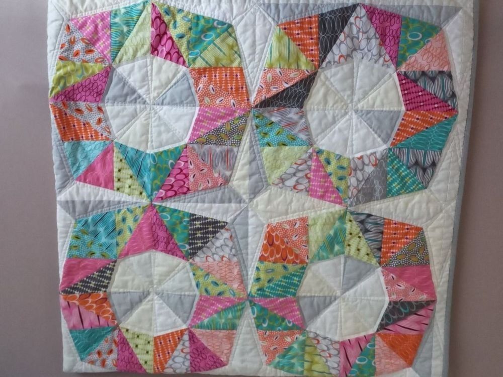 Coperte: Patchwork-Quilt ca.185 x 185cm Handgefertigt. – Nuovo (secondo la descrizione) da Winistorf venduto da acreativ4 3