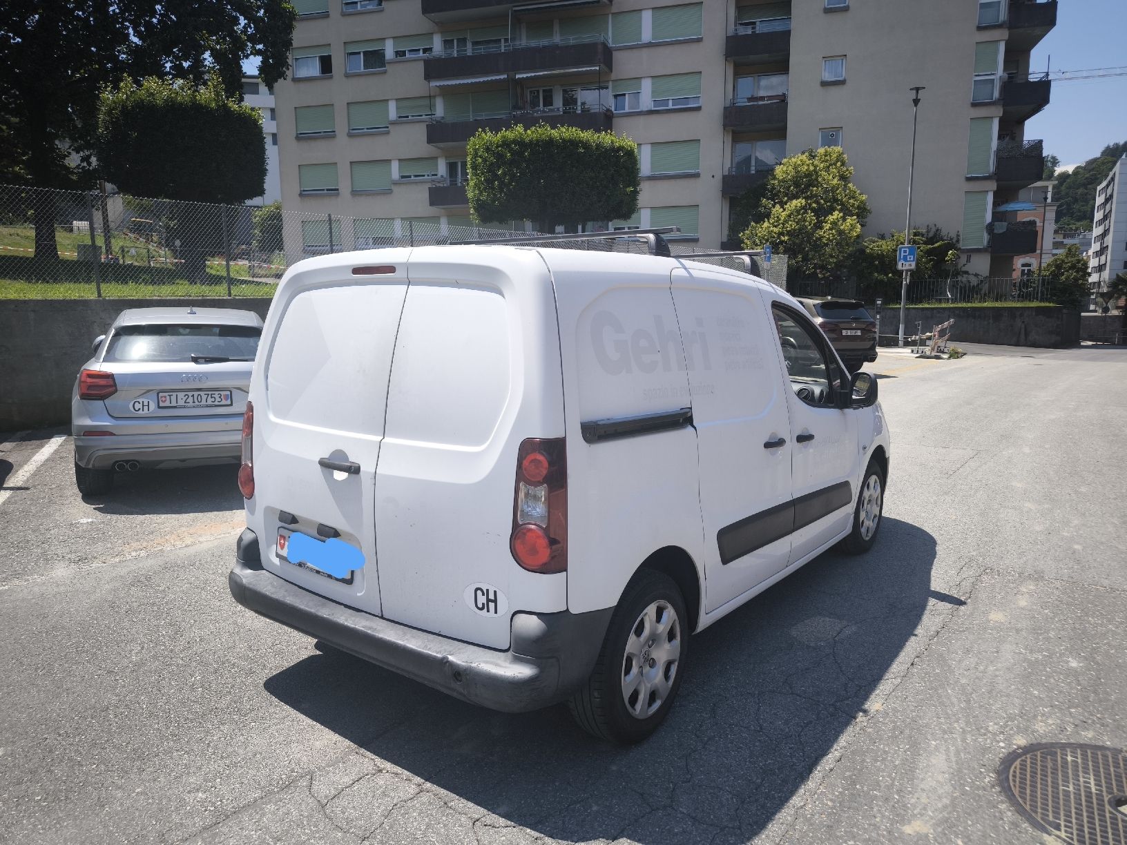Peugeot Veicoli commerciali: Peugeot Partner 1.6 E-HDI – Usato da Savosa venduto da Pol_Alessio 2
