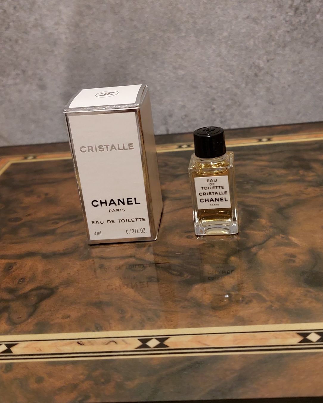 Chanel Profumi & Eau de Toilette: Chanel Cristalle 4ml mit Originalverpackung – Nuovo e nell'imballaggio originale da Thayngen venduto da Sylv0