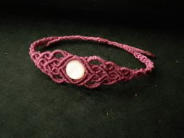 handgemachtes Makramee Armband mit echter Perlmutt Perle