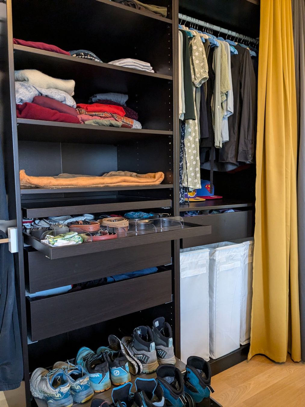 PAX Kleiderschrank IKEA (gebraucht) (Gebraucht) in Thayngen für CHF 100 – nur Abholung auf Ricardo kaufen