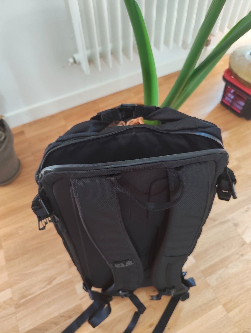 Jack Wolfskin Zaini: Rucksack - Jack Wolfskin Helsinki Rolltop 18L – Usato da Rikon im Tösstal venduto da jan_xv62 2