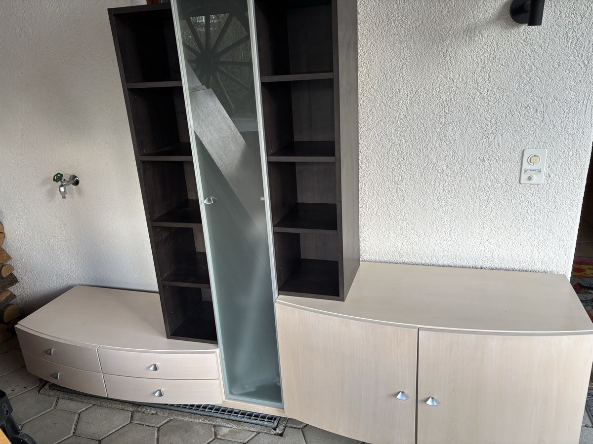 Pfister Scaffali: Wohnwand von Möbel Pfister – Usato da Lupfig venduto da Corona3