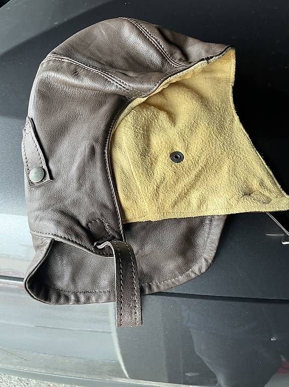Chapeaux, bonnets & casquettes:  Kappe Neu Leder  – D'occasion à Ibach par brunnen55