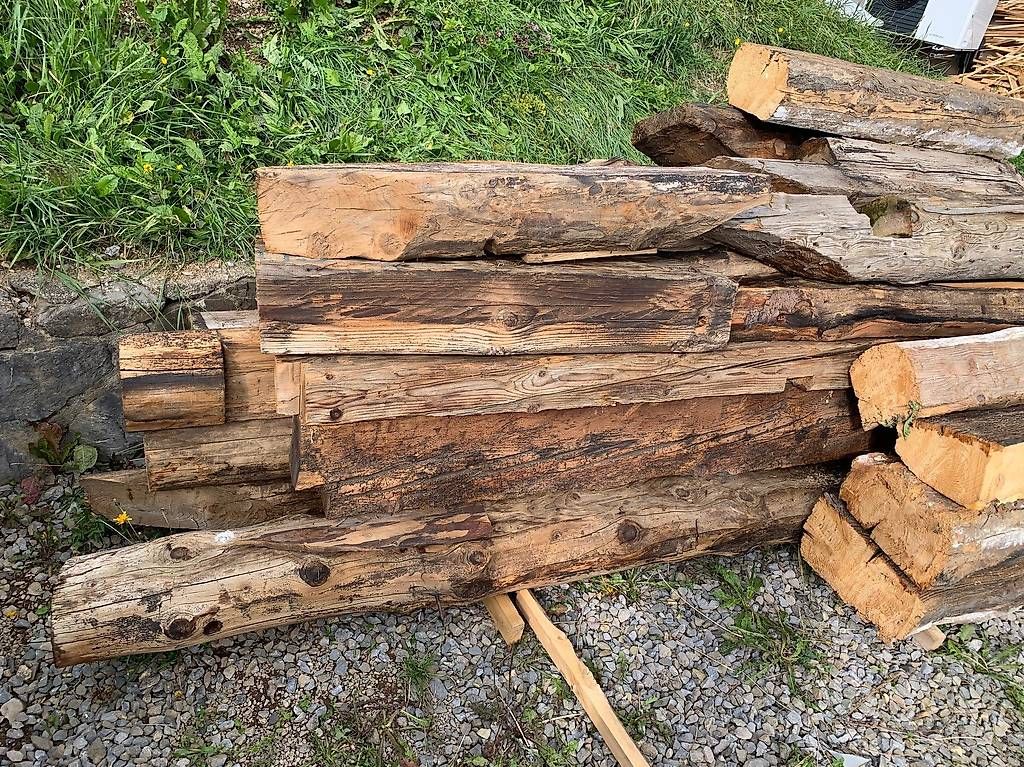 Articoli in legno: Madriers en vieux bois – Usato da Gryon venduto da Fabmajo 1