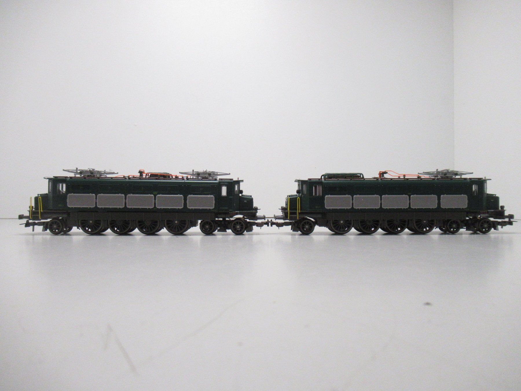 Piko Modellini di ferrovie: Piko 97782 Doppelpackung E-Loks Ae 4/7 SBB CFF FFS Digital – Usato da Basel venduto da mhmarken 1