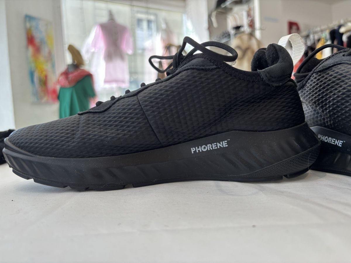 Ecco Chaussures hommes: Ecco Turnschuhe schwarz Groesse 38 – D'occasion à Burgdorf par VouSchoen 4