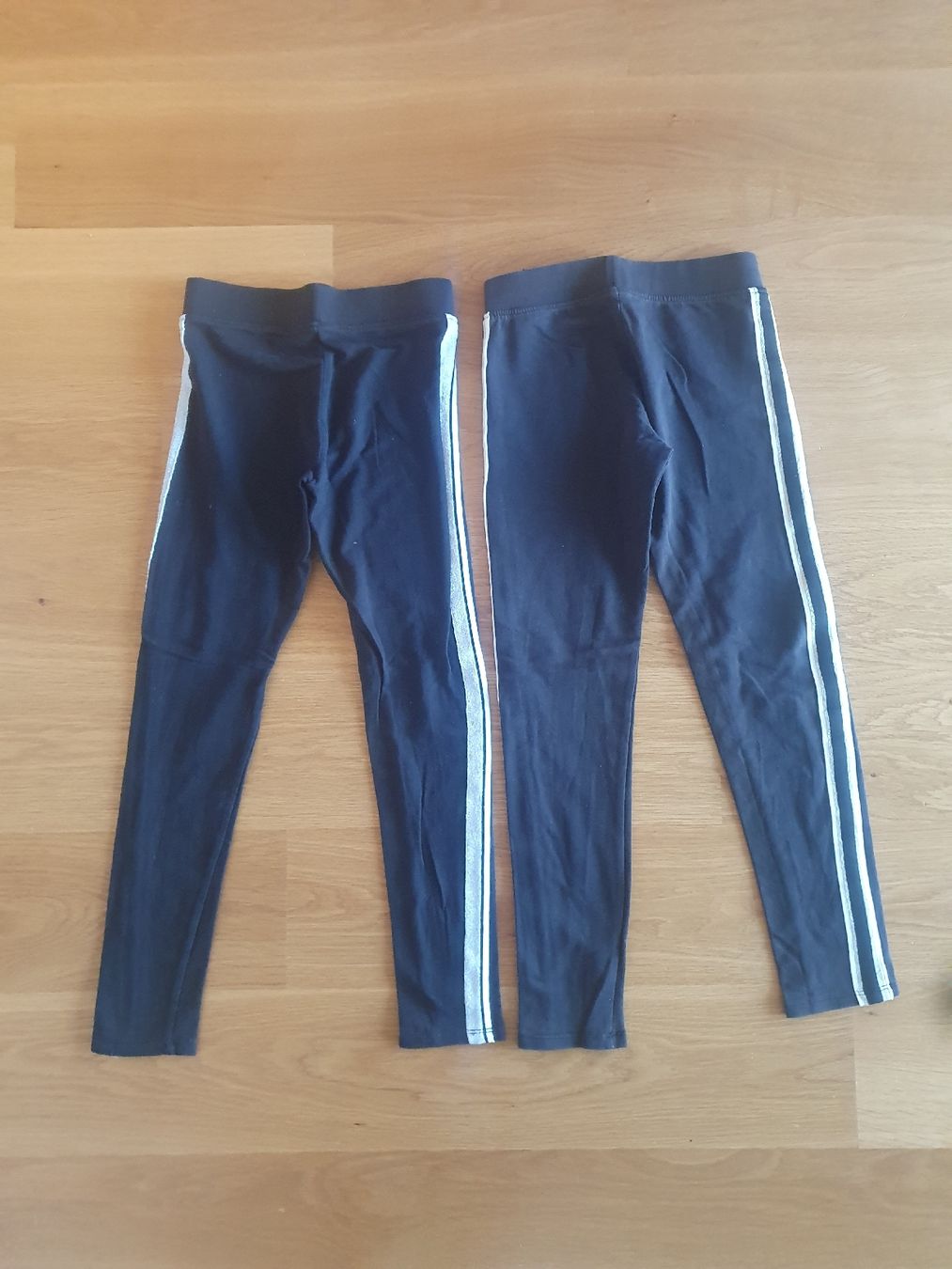 H&M Strümpfe & Strumpfhosen: 2x Leggings Gr. 140 – Gebraucht aus Villars-sur-Glâne von richardette 1