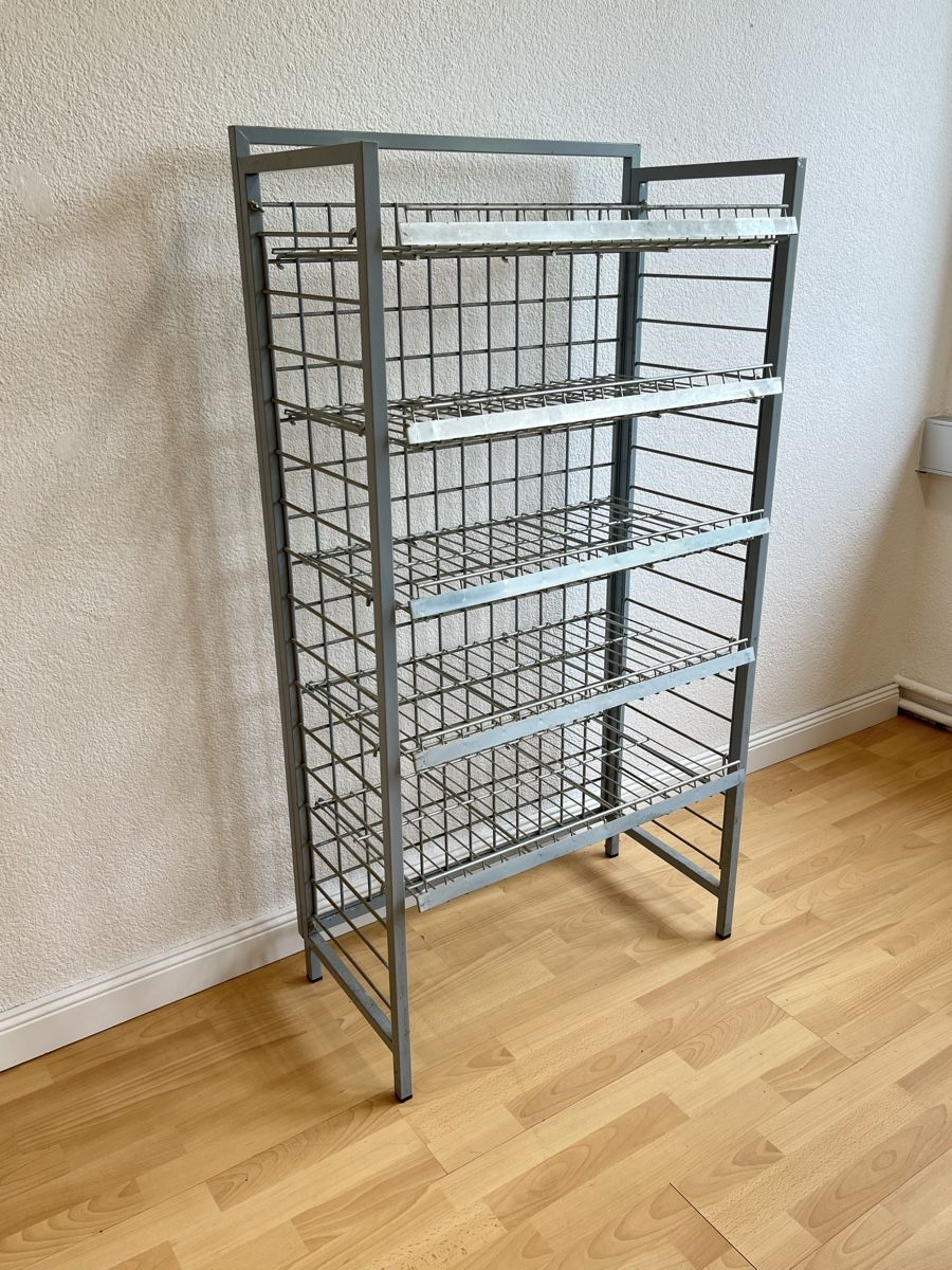 Scaffali: Metallregal sehr stabil – Usato da Horgen venduto da Grizzly83