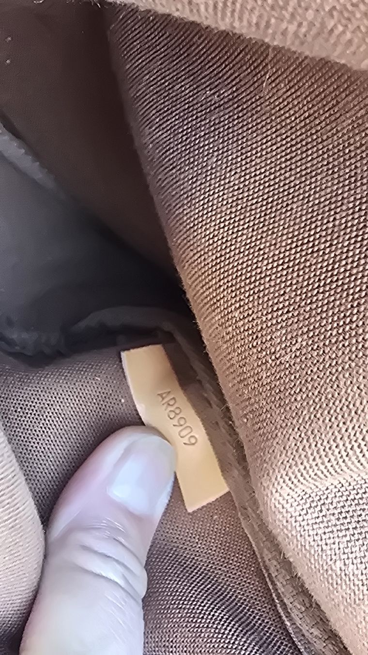 Louis Vuitton Borse da donna: tashce – Usato da Reinach BL venduto da zoo_sf88 2