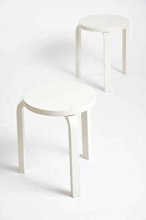 Sgabelli: Alvar Aalto Hocker  – Usato da Zürich venduto da IndividumCH 5