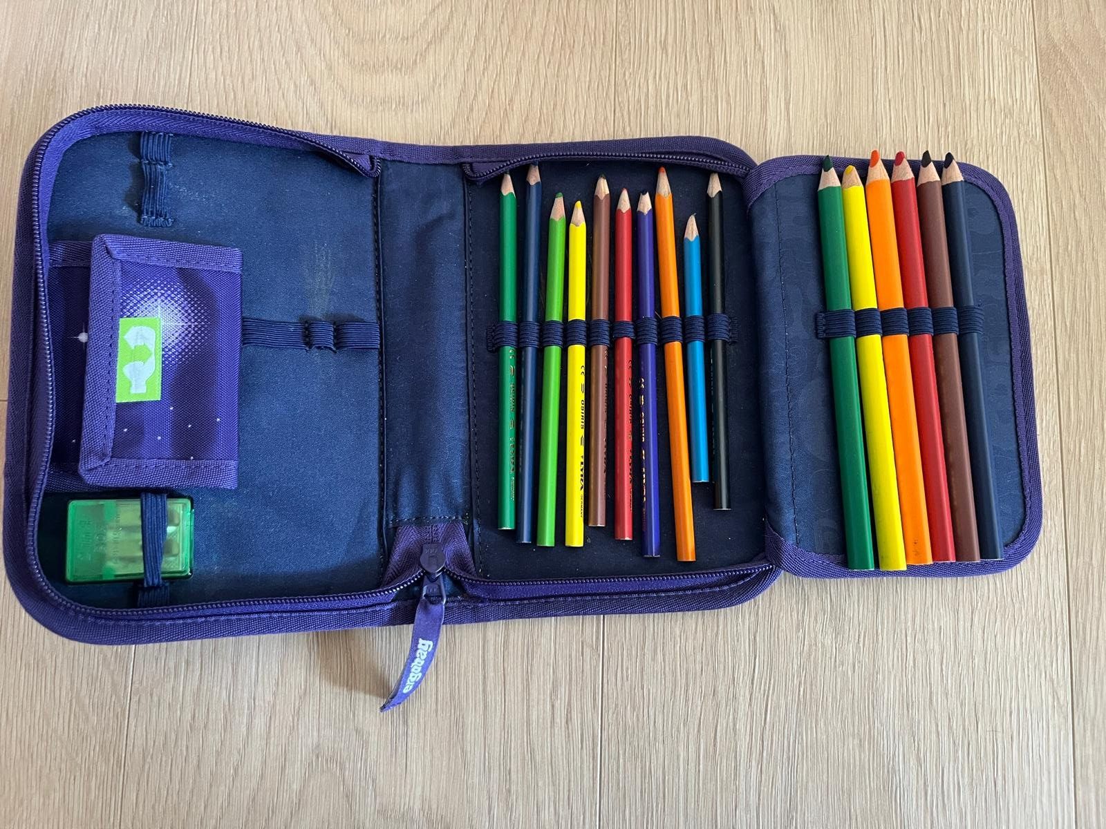 Ergobag Borse & Zaini: Ergobag Pack Galaxy Glow Edition Bärgasus Set – Usato da Witterswil venduto da Zeraph 5