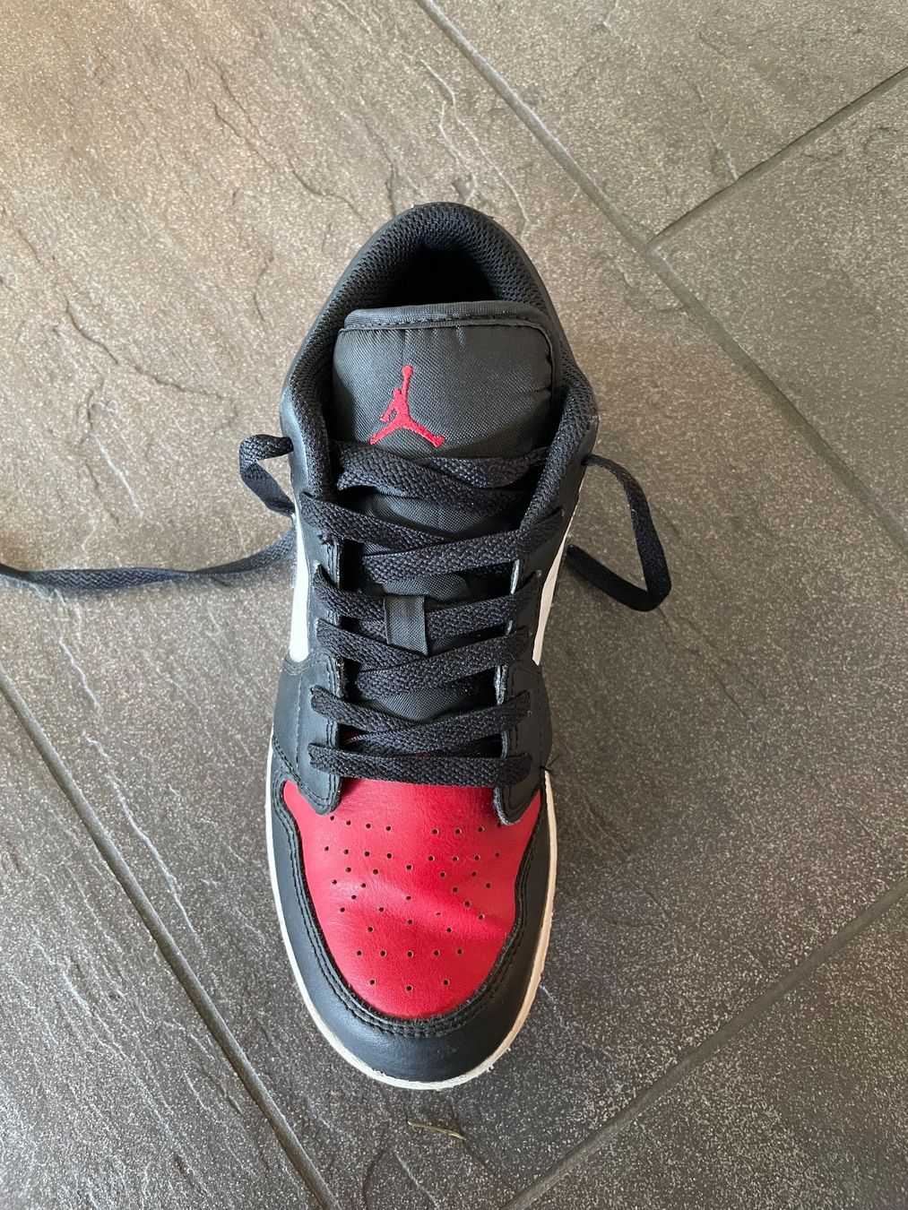 Jordan Schuhe für Jungen: Air Jordan 1 Low – Gebraucht aus Lenzburg von  2