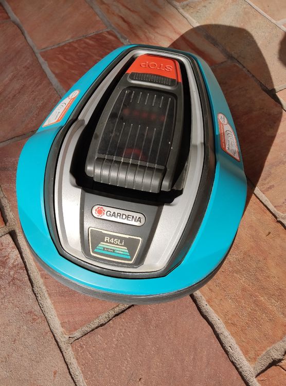 Rasenroboter Gardena R45Li + Garage + Zubehör Kaufen auf Ricardo