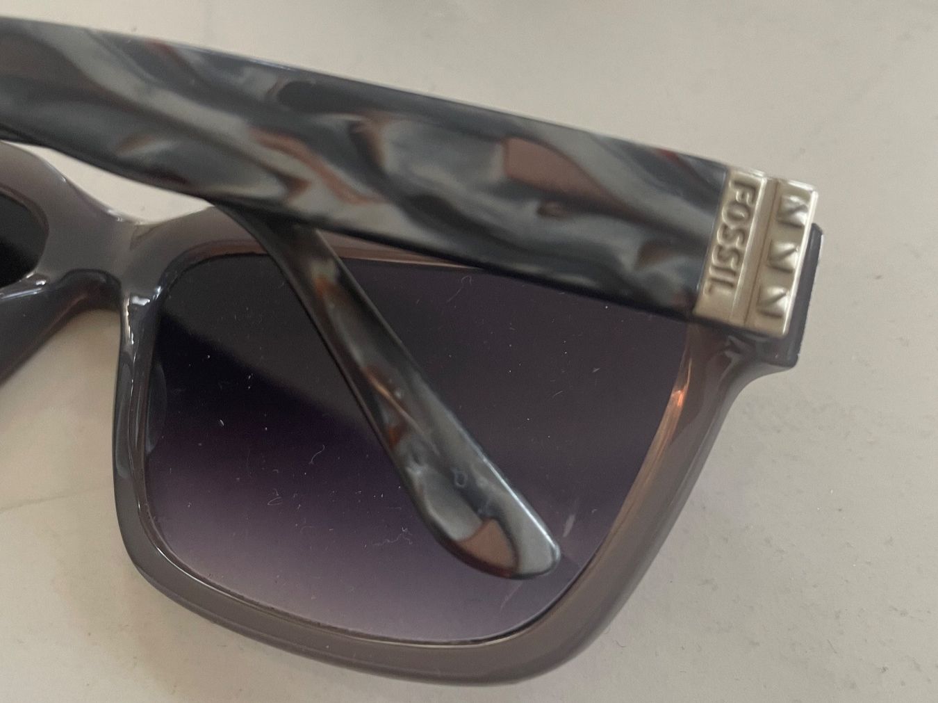Fossil Occhiali & Lenti: Fossil Sonnenbrille  Sunglasses – Usato da Minusio venduto da Pink222