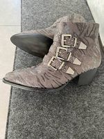 Bottines grises zèbrées T 39 Neuves